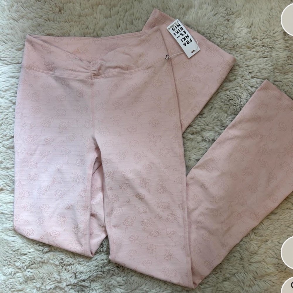 Frankie's Bikinis Light Pink Activewear
